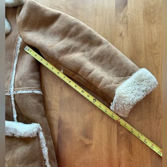 Men's Shearling Sheepskin Coat. Vintage Marlboro Man. Tan/Cream. Size XL - Picture 13 of 16